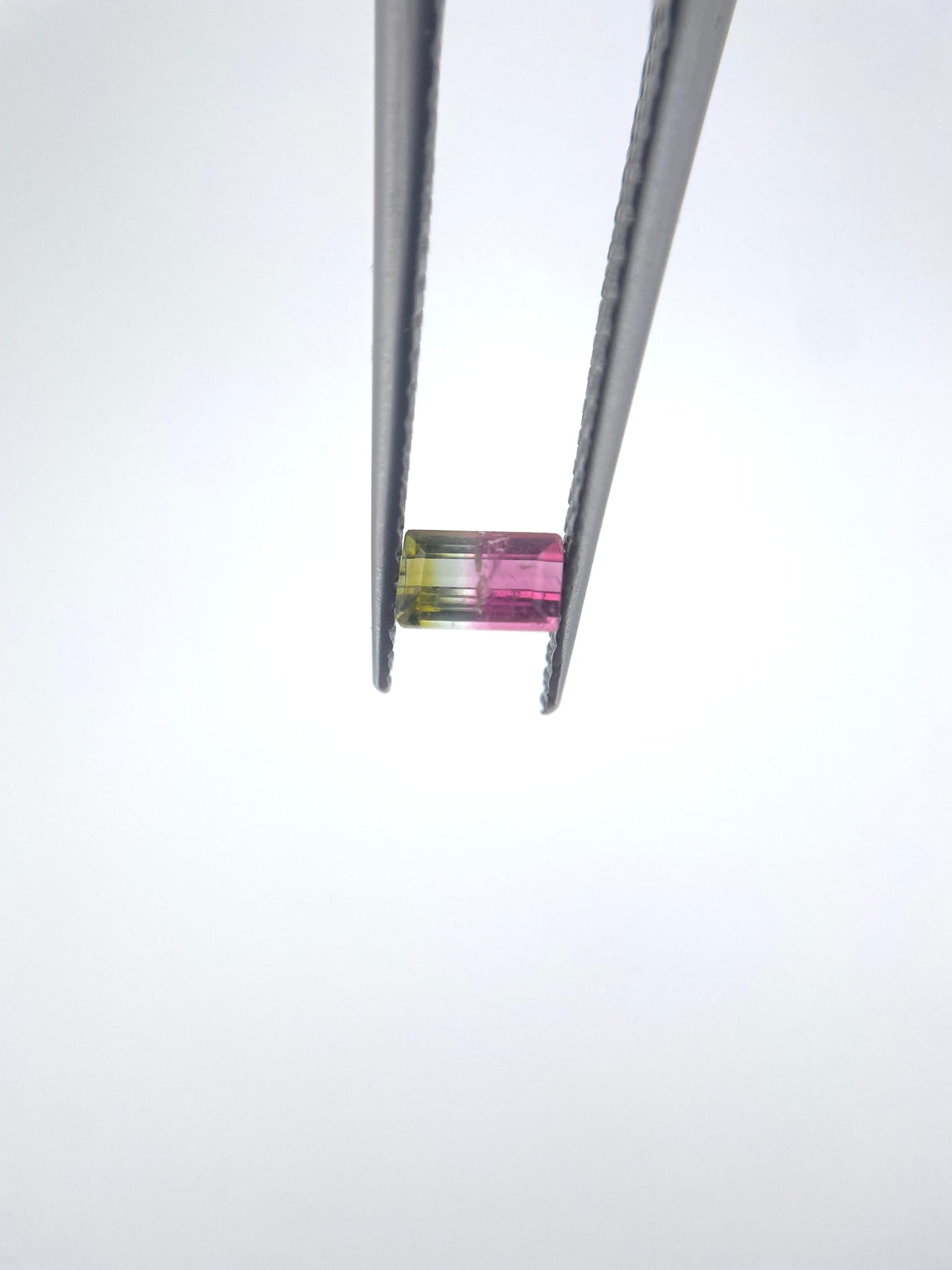 Tourmaline baguette bi-color 0.26 ct