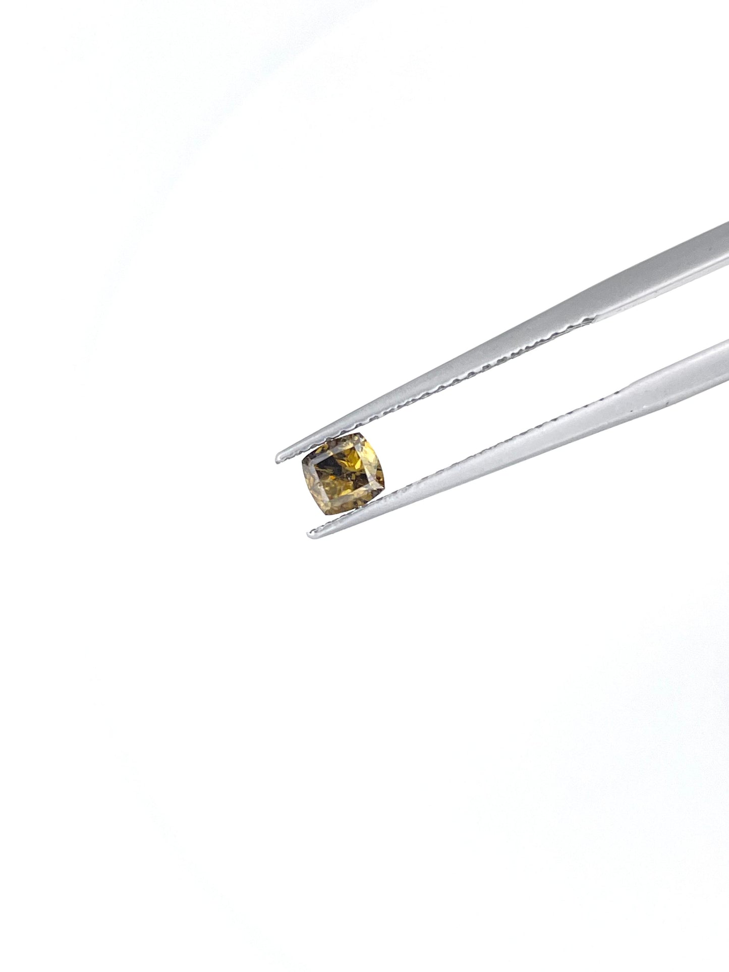 Diamant coussin modifié jaune 0.35 ct