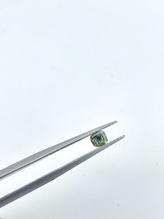 Diamant coussin vert 0.34 ct