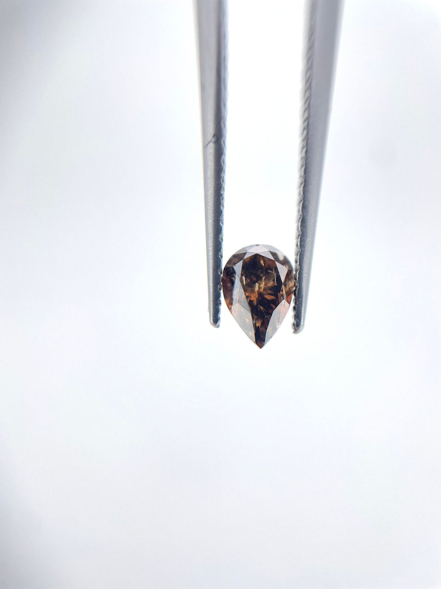 Diamant poire champagne 0.37 ct