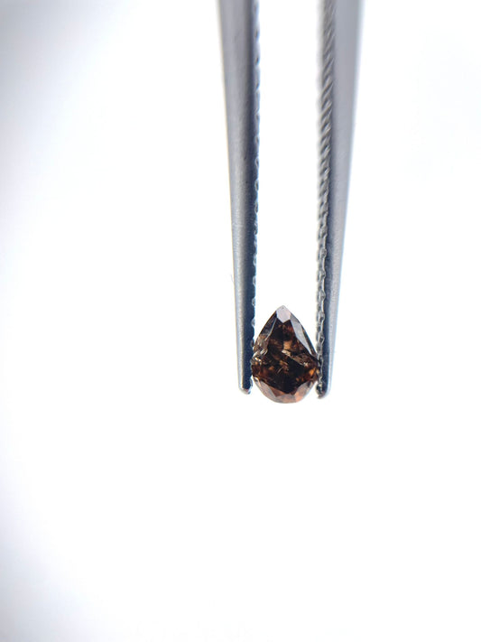 Diamant poire champagne 0.14 ct