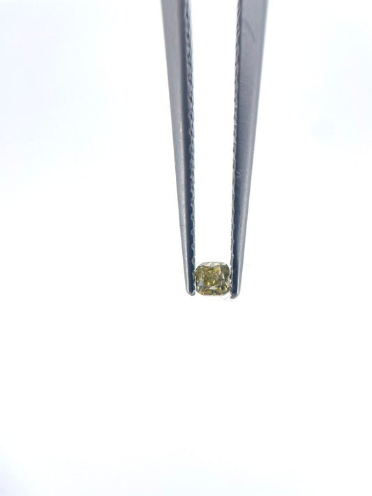 Diamant coussin jaune 0.06 ct