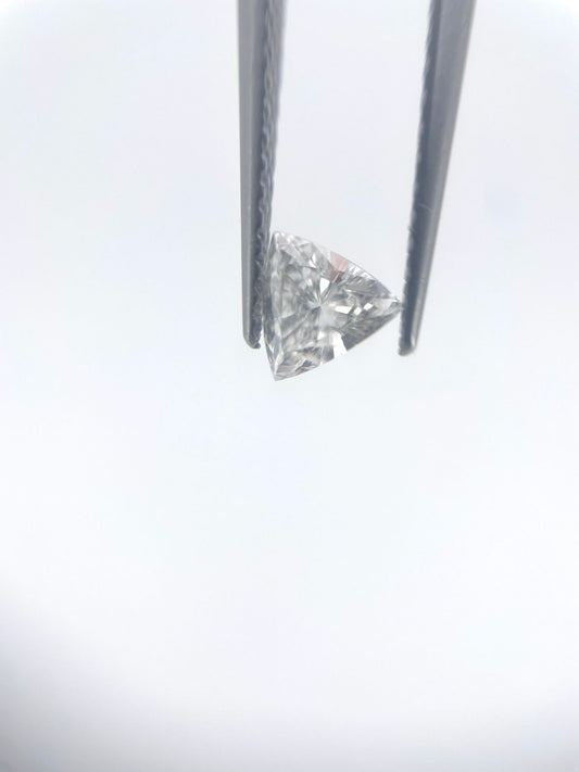 Diamant blanc de laboratoire trillon 0.27 ct