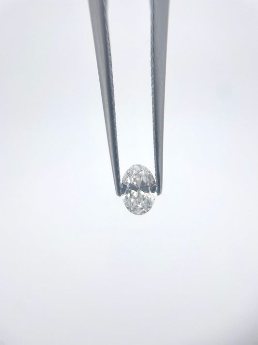 Diamant ovale blanc de laboratoire 0.30 ct