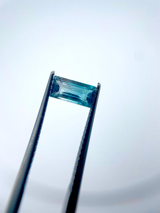 Tourmaline baguette bi-color 0.67 ct