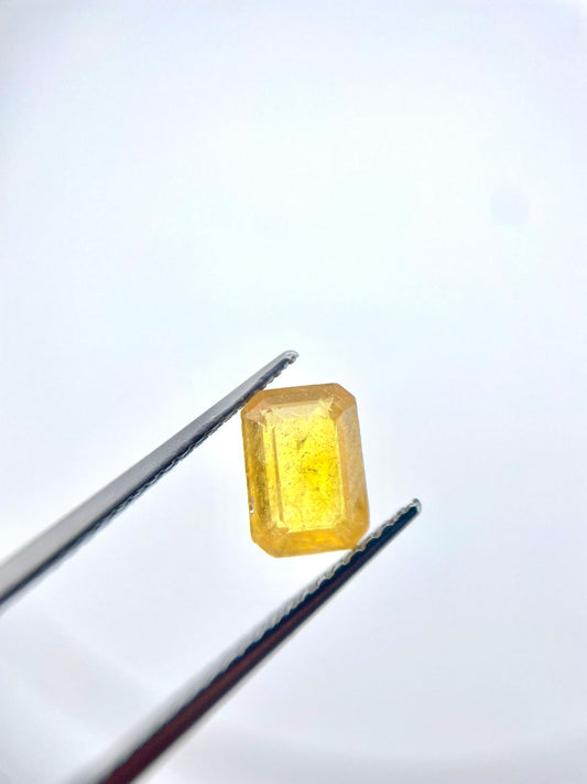 Saphir octogone jaune 1.39 ct