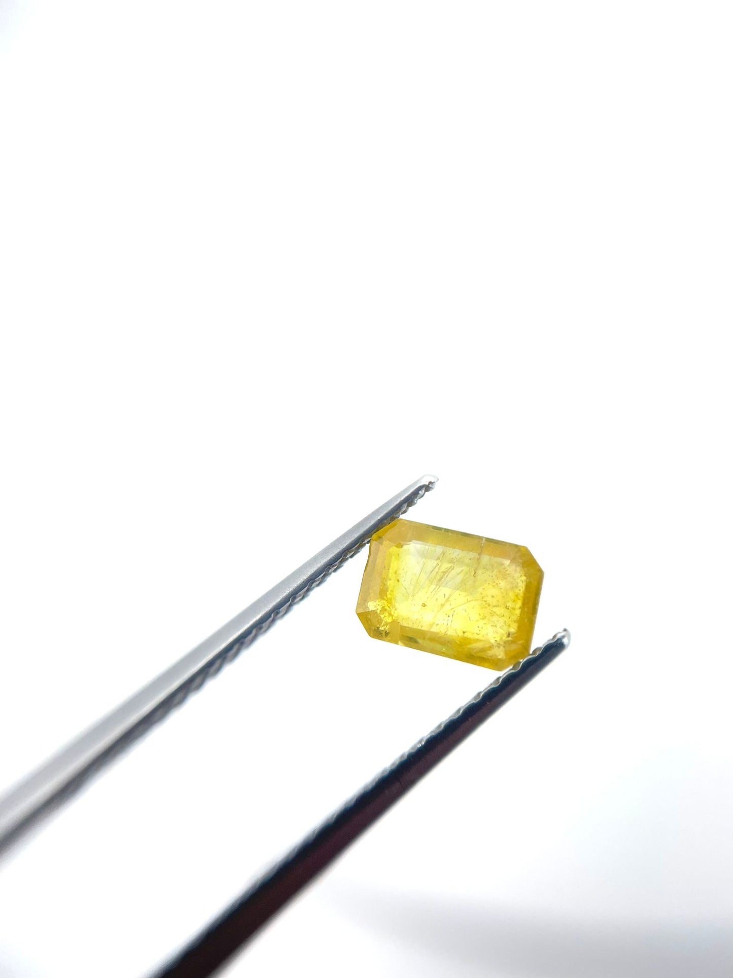 Saphir octogone jaune 1.39 ct