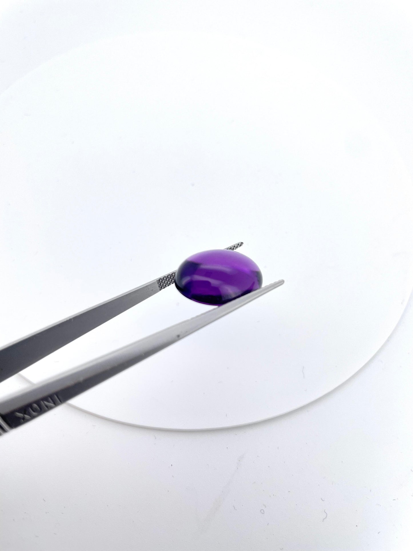Améthyste cabochon ovale 10.27 ct