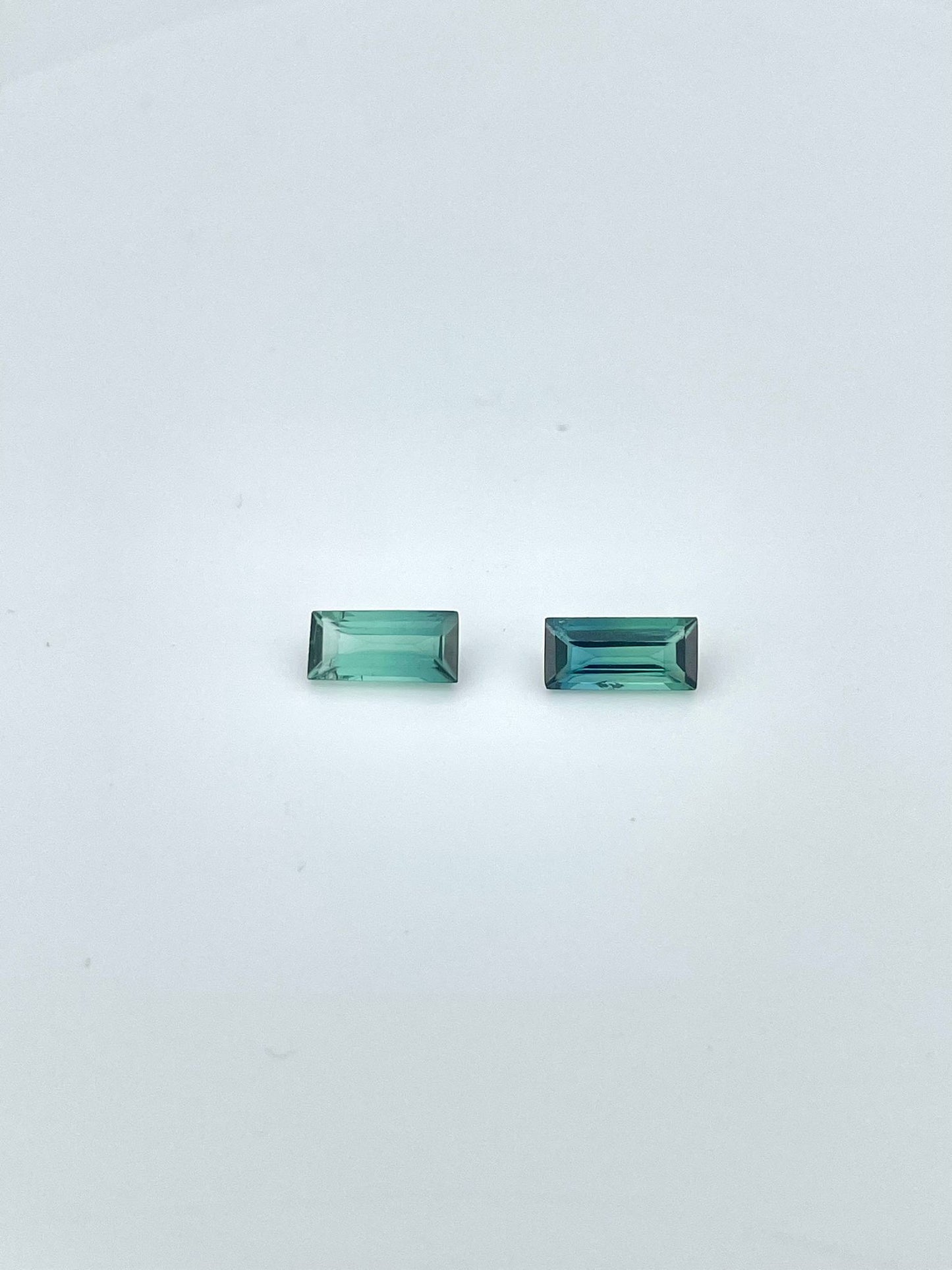 Tourmaline baguette bi-color 1.47 ct
